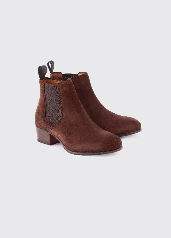 Women's ruffled Chelsea boots for a romantic styleBray Chelsea Boot - Cigar