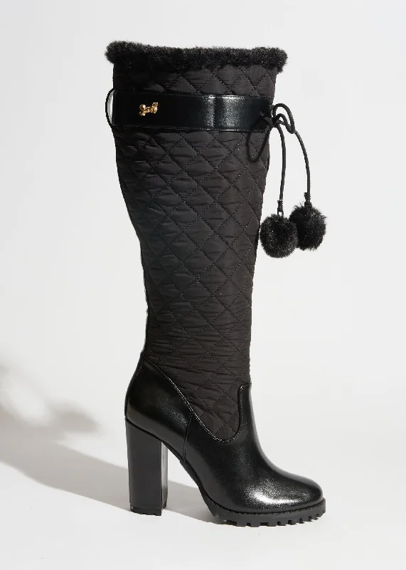 Women's lace - up snowboots for a sporty styleNoir Puffer Boot