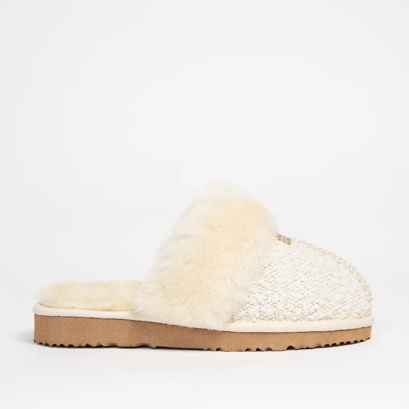 Women's Moccasin - Style Slippers with Fringe Detail in Brown for a Rustic Look Women's Moccasin - Style Slippers with Fringe Detail in Brown for a Rustic Look Women's Boucle Designer Slippers Women's Moccasin - Style Slippers with Fringe Detail in Brown for a Rustic Look Women's Moccasin - Style Slippers with Fringe Detail in Brown for a Rustic Look Women's Boucle Designer Slippers