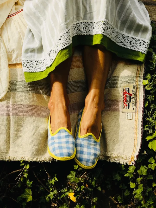 Women's Cashmere - Lined Loafers in Burgundy for Warmth in Winter Frulane Blue and Yellow luxury Venetian Slippers - Teod'amar Women's Cashmere - Lined Loafers in Burgundy for Warmth in Winter Frulane Blue and Yellow luxury Venetian Slippers - Teod'amar