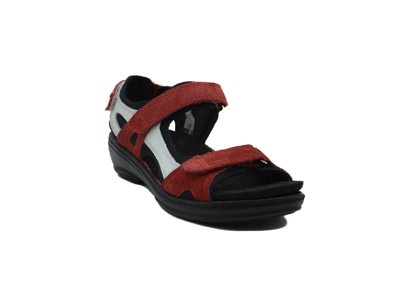 Anti - Slip Women's Sandals with a Grooved Sole in Green for Outdoor AdventuresFIDELIO Gini