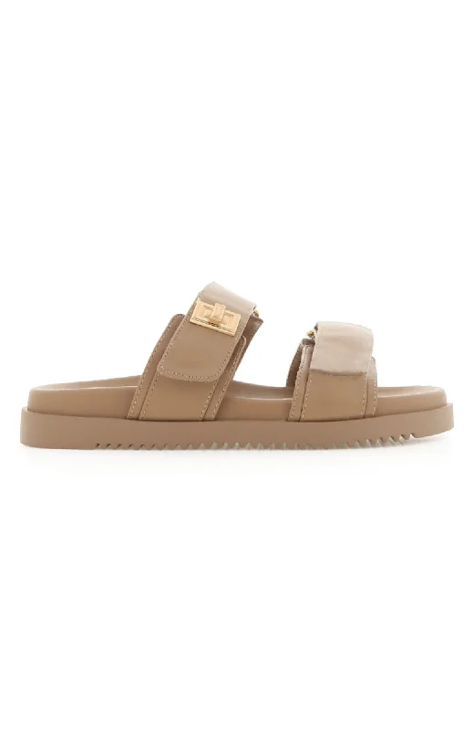 Shock - Absorbing Women's Sandals with a Soft Insole in Black for Active LifestylesAmylee Sandal Light Cashew Shock - Absorbing Women's Sandals with a Soft Insole in Black for Active LifestylesAmylee Sandal Light Cashew