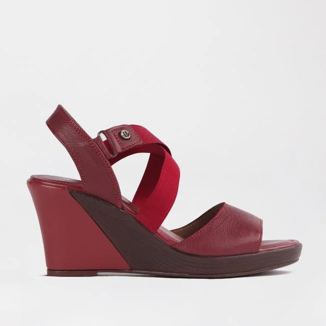 Women's Sandals with a Floral - Printed Upper in Pink for a Feminine Spring LookCrossover Wedge Sandal in Red - 12288 Women's Sandals with a Floral - Printed Upper in Pink for a Feminine Spring LookCrossover Wedge Sandal in Red - 12288