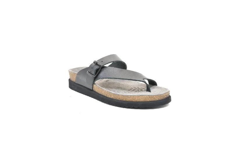 Women's Thong Sandals with a Beaded Design in Multicolor for a Beachy AestheticMEPHISTO Helen Black Women's Thong Sandals with a Beaded Design in Multicolor for a Beachy AestheticMEPHISTO Helen Black