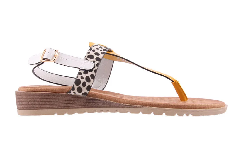 Women's Thong Sandals with a Beaded Design in Multicolor for a Beachy AestheticMAWA WHITE/YELLOW Women's Thong Sandals with a Beaded Design in Multicolor for a Beachy AestheticMAWA WHITE/YELLOW