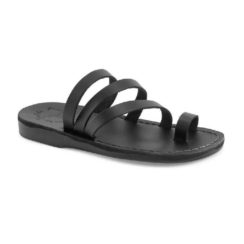 Orthopedic Women's Sandals with Arch Support in Gray for Foot HealthNora - Leather Strappy Flat Sandal | Black Orthopedic Women's Sandals with Arch Support in Gray for Foot HealthNora - Leather Strappy Flat Sandal | Black