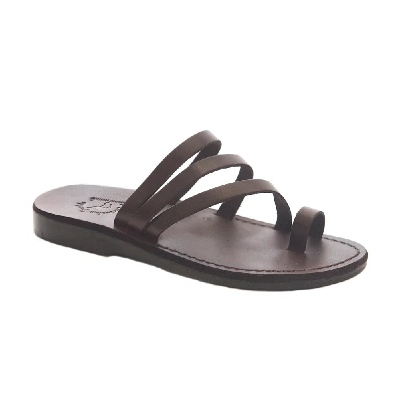 Shock - Absorbing Women's Sandals with a Soft Insole in Black for Active LifestylesNora - Leather Strappy Flat Sandal | Brown Shock - Absorbing Women's Sandals with a Soft Insole in Black for Active LifestylesNora - Leather Strappy Flat Sandal | Brown