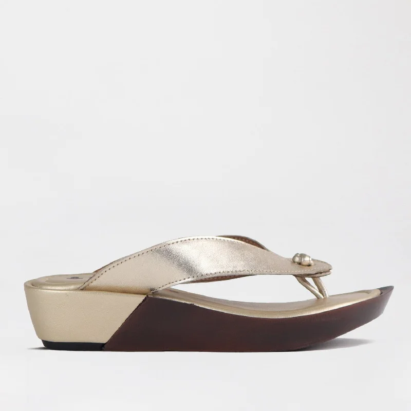 Women's Flat Slide Sandals with a Memory Foam Insole in White for All - Day ComfortRox Thong Sandal in Gold - 10737 Women's Flat Slide Sandals with a Memory Foam Insole in White for All - Day ComfortRox Thong Sandal in Gold - 10737