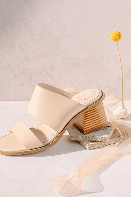 Child - Friendly Women's Sandals with a Secure Buckle in Purple for Moms on the GoSammy Child - Friendly Women's Sandals with a Secure Buckle in Purple for Moms on the GoSammy