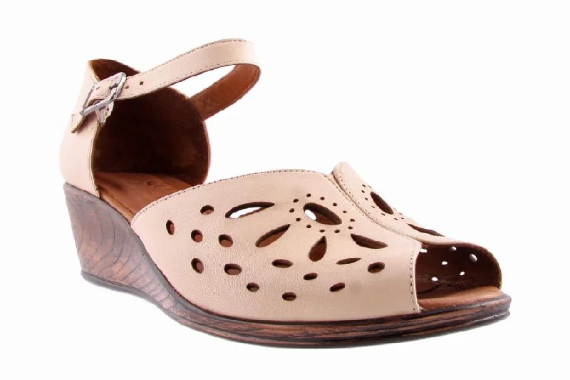 Women's Cork - Soled Espadrille Sandals with a Rope - Trimmed Upper in Navy for a Summer VibeTEPEE TAN/BEIGE Women's Cork - Soled Espadrille Sandals with a Rope - Trimmed Upper in Navy for a Summer VibeTEPEE TAN/BEIGE