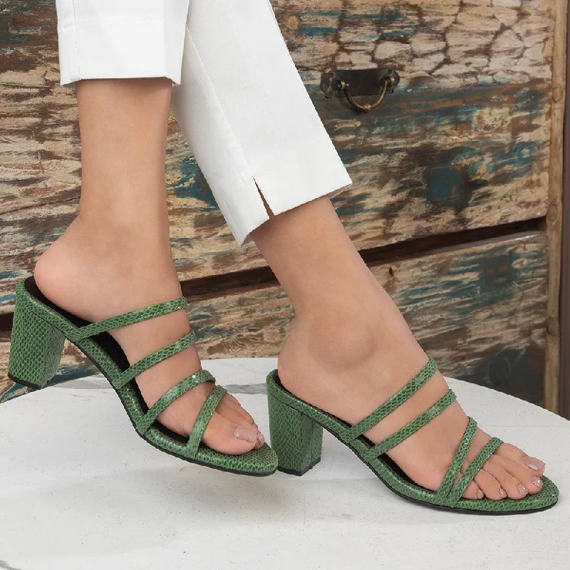 Women's Sandals with a Wedge Heel and a Tassel Detail in Orange for a Trendy LookThe Imulate Green Women's Dress Block Heel Sandals Tresmode Women's Sandals with a Wedge Heel and a Tassel Detail in Orange for a Trendy LookThe Imulate Green Women's Dress Block Heel Sandals Tresmode