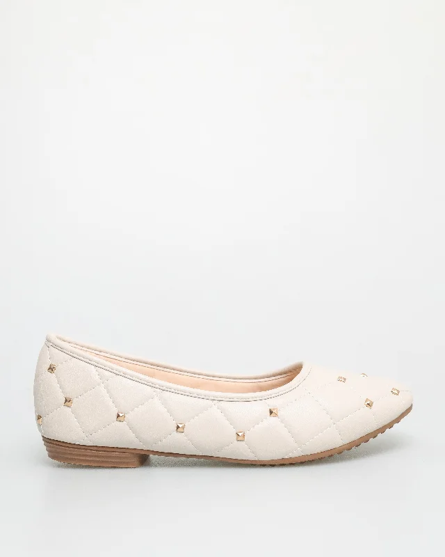 Lightweight Women's Mesh - Paneled Sandals in Yellow for BreathabilityTomaz NN336 Ladies Quilted Flats (Cream) Lightweight Women's Mesh - Paneled Sandals in Yellow for BreathabilityTomaz NN336 Ladies Quilted Flats (Cream)