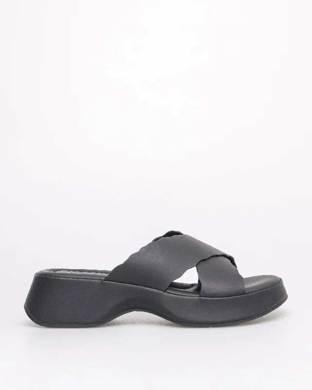 Sustainable Women's Recycled Material Sandals in Beige for Eco - Conscious ShoppersTomaz NN422 Ladies Wavy Sandals (Black) Sustainable Women's Recycled Material Sandals in Beige for Eco - Conscious ShoppersTomaz NN422 Ladies Wavy Sandals (Black)