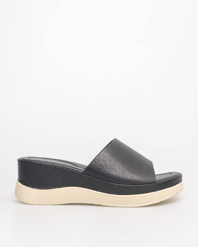 Shock - Absorbing Women's Sandals with a Soft Insole in Black for Active LifestylesTomaz NN510 Ladies Urban Luxe Sandals (Black) Shock - Absorbing Women's Sandals with a Soft Insole in Black for Active LifestylesTomaz NN510 Ladies Urban Luxe Sandals (Black)