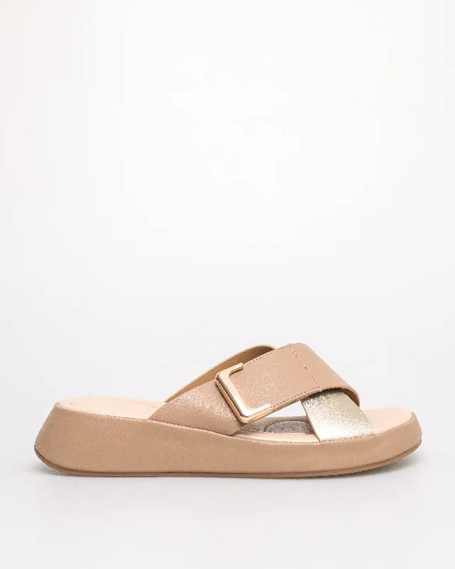 Elastic - Strap Women's Sandals with a Padded Toe in Teal for Easy On - and - OffTomaz YX205 Ladies Folded Sandals (Beige)