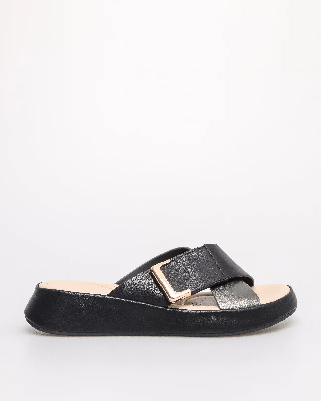 Women's Thong Sandals with a Beaded Design in Multicolor for a Beachy AestheticTomaz YX205 Ladies Folded Sandals (Black) Women's Thong Sandals with a Beaded Design in Multicolor for a Beachy AestheticTomaz YX205 Ladies Folded Sandals (Black)