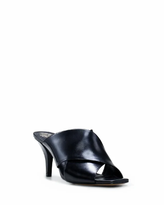 Women's Sandals with a Floral - Printed Upper in Pink for a Feminine Spring LookVince Camuto REHNYA BLACK/SPAZZOLATO Women's Sandals with a Floral - Printed Upper in Pink for a Feminine Spring LookVince Camuto REHNYA BLACK/SPAZZOLATO