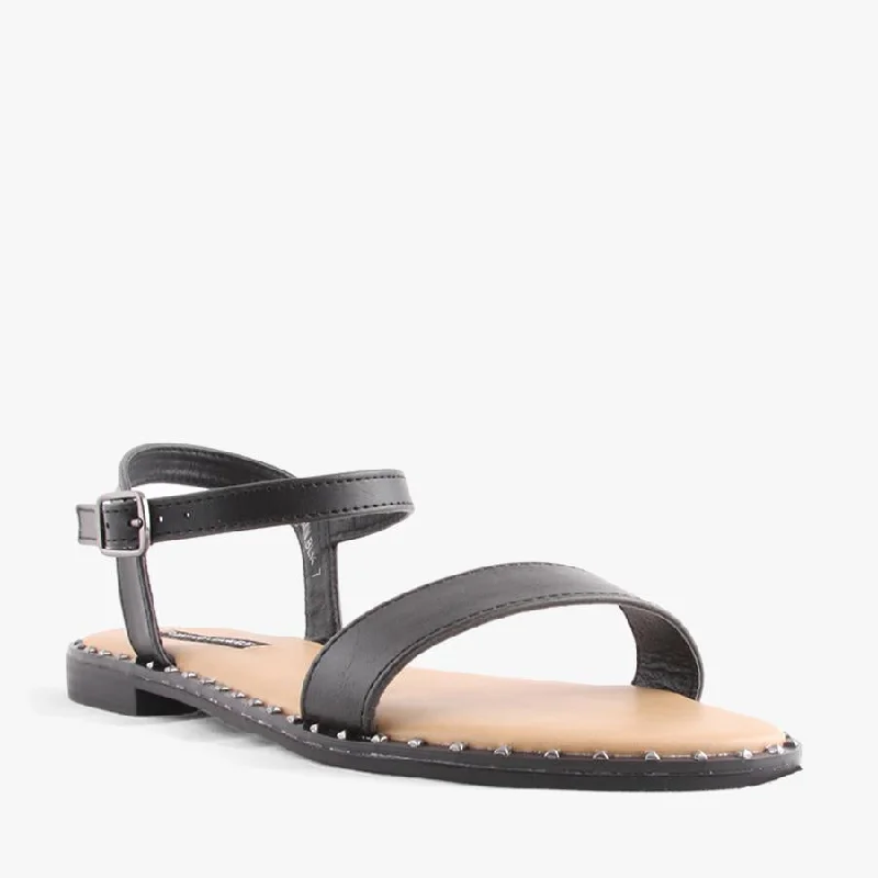 Women's Sandals with a Wedge Heel and a Tassel Detail in Orange for a Trendy LookYASMIN BLACK Women's Sandals with a Wedge Heel and a Tassel Detail in Orange for a Trendy LookYASMIN BLACK