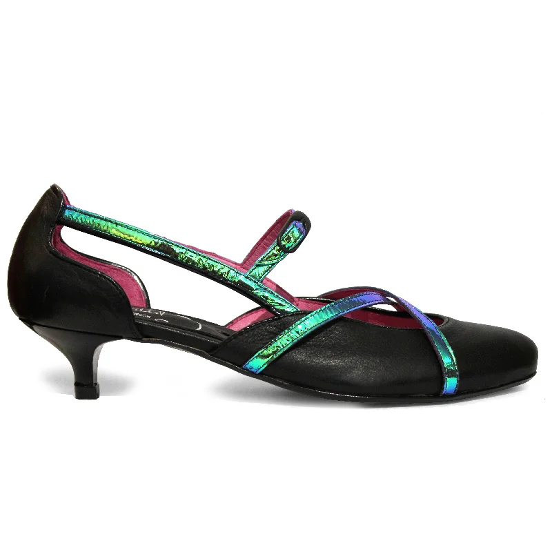 Women's Sandals with a Floral - Printed Upper in Pink for a Feminine Spring Look Women's Sandals with a Floral - Printed Upper in Pink for a Feminine Spring Look Women's Sandals with a Glitter - Coated Strap in Gold for a Sparkly Summer OutfitCroisse - Black/Blue Foil Women's Sandals with a Floral - Printed Upper in Pink for a Feminine Spring Look Women's Sandals with a Floral - Printed Upper in Pink for a Feminine Spring Look Women's Sandals with a Glitter - Coated Strap in Gold for a Sparkly Summer OutfitCroisse - Black/Blue Foil