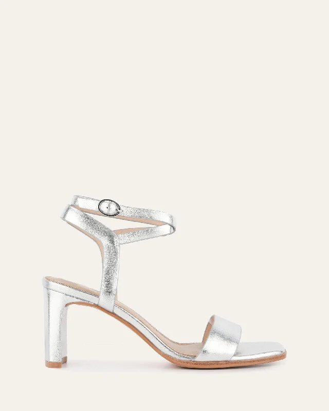 Women's Rhinestone - Embellished Open - Toe Sandals in Silver for a Glamorous Party Look Women's Rhinestone - Embellished Open - Toe Sandals in Silver for a Glamorous Party Look Women's Thong Sandals with a Beaded Design in Multicolor for a Beachy AestheticNATSU MID HEEL SANDALS SOFT SILVER LEATHER Women's Rhinestone - Embellished Open - Toe Sandals in Silver for a Glamorous Party Look Women's Rhinestone - Embellished Open - Toe Sandals in Silver for a Glamorous Party Look Women's Thong Sandals with a Beaded Design in Multicolor for a Beachy AestheticNATSU MID HEEL SANDALS SOFT SILVER LEATHER