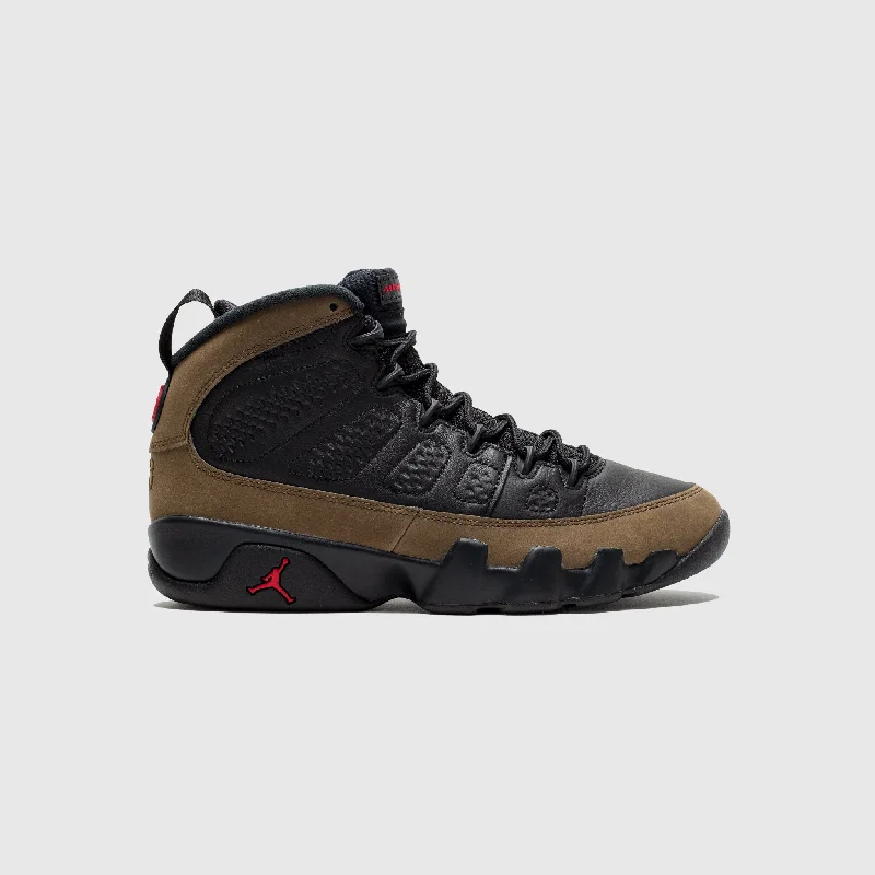 Low - Top Women's Tennis Sneakers in Bright Neon for a Pop of Color on the CourtAIR JORDAN 9 RETRO "OLIVE"