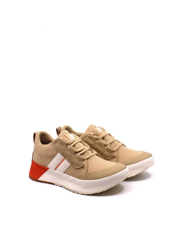 Women's Sneakers with Adjustable Straps for a Customized Fit During High - Impact ExercisesOut 'n About Iii Low Sneaker Shoe In Ceramic/optimized Orange Women's Sneakers with Adjustable Straps for a Customized Fit During High - Impact ExercisesOut 'n About Iii Low Sneaker Shoe In Ceramic/optimized Orange