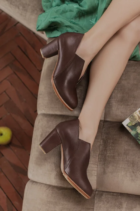 leather women bootiesAnge Leather Heel Booties