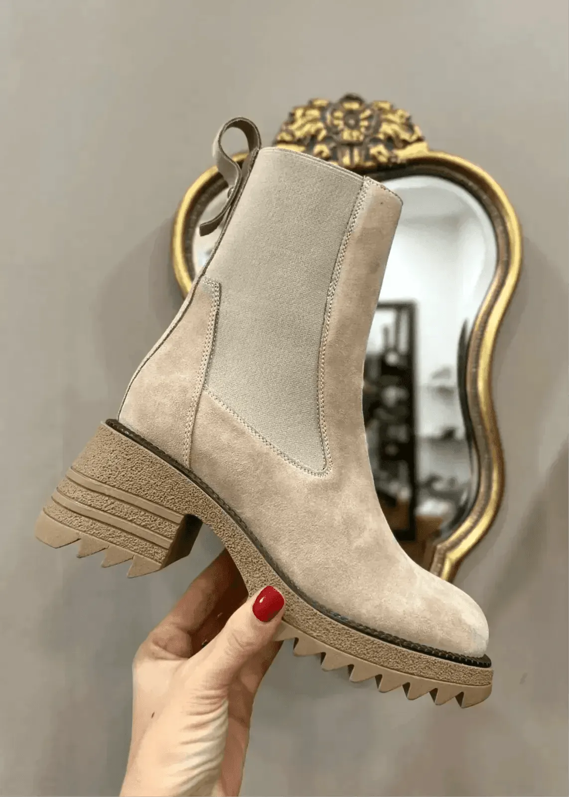 Women's flat chunky boots for casual comfortBottines à talons Semerdjian E547 Corda