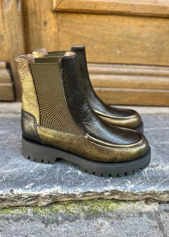 Women's chunky boots with a scalloped edgeBottines Minka Design Hilad Oliva