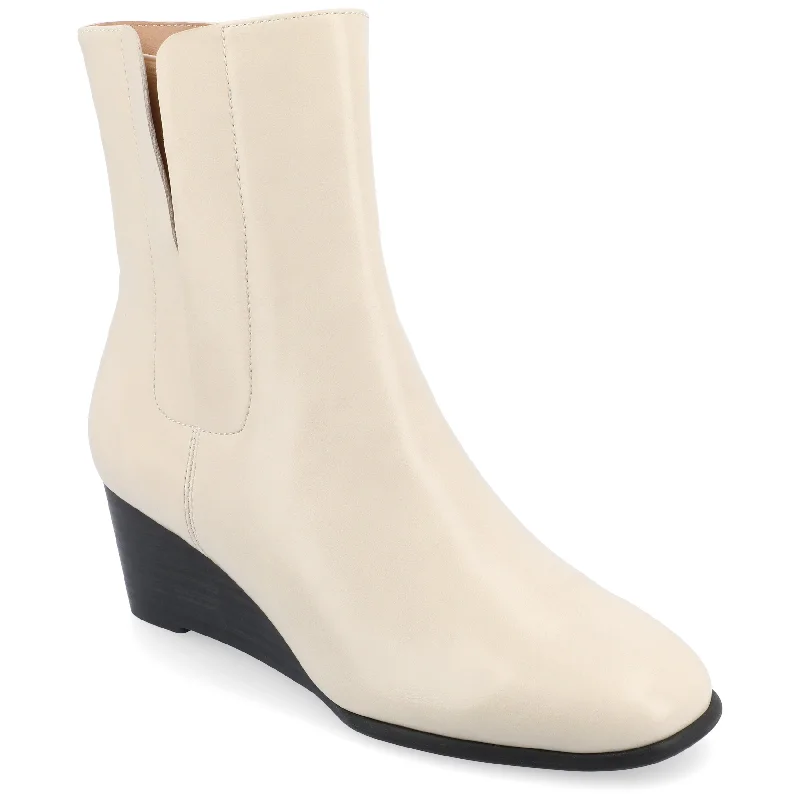 women's booties for hikingJournee Collection Women's Tru Comfort Foam Kylo Booties
